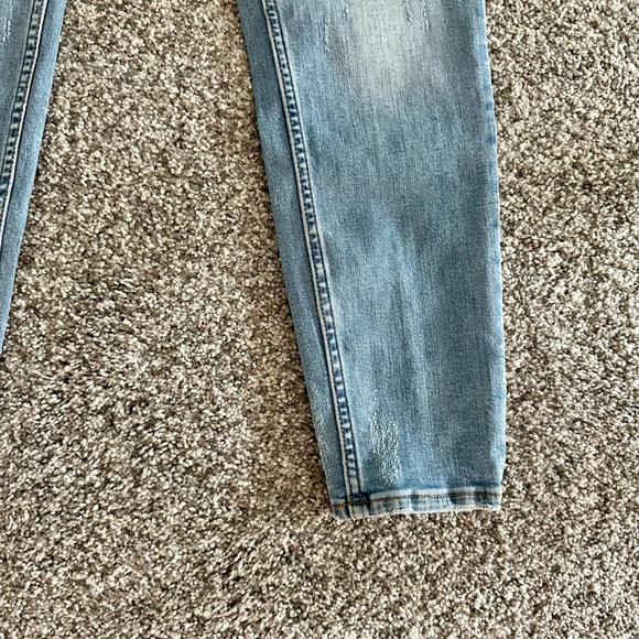 Vigoss Marley Skinny distressed Jean size 29. Excellence condition - Picture 5 of 7